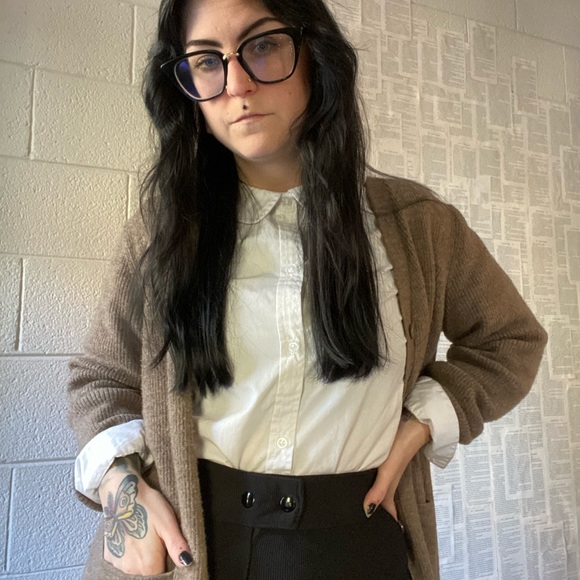 Meet your Posher, Chuck - Picture 3 of 4